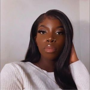 Meet your Posher, Kadese